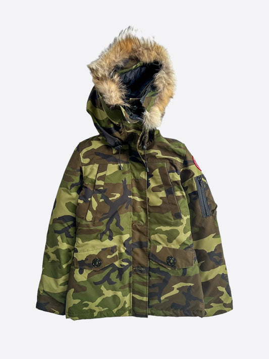 Canada Goose
Green Camouflage Montebello Women's Jacket