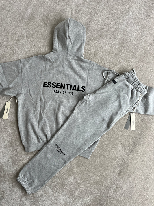 Essentials Dark Oatmeal Full Set